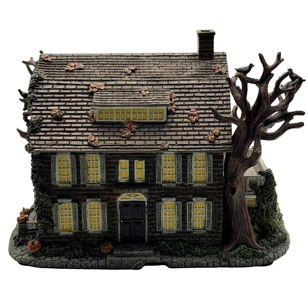 Bradford Exchange Amityville House America's Most Haunted Village Lighted Tested
